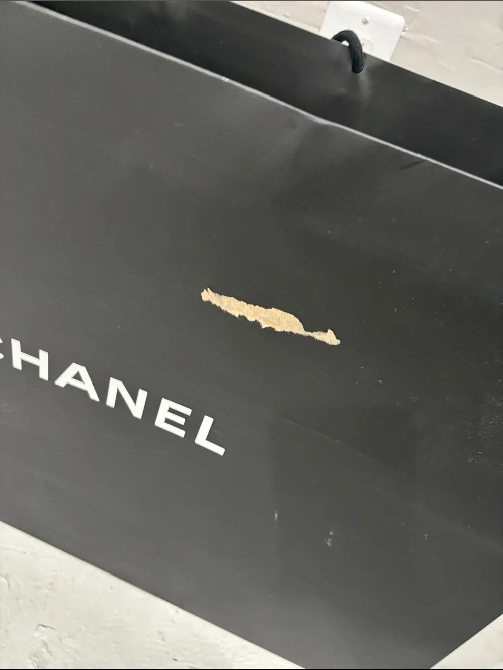 CHANEL AUTHENTIC BIG SHOPPING GIFT PAPER BAG!! 25” x 10 x 17 inches